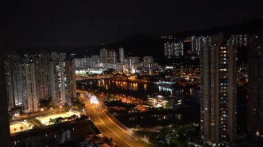 Gece Hong Kong şehir üstten görünüm
