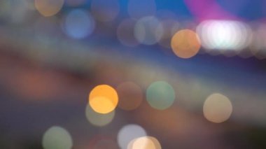 Bulanıklık Hong Kong şehir gecesi; Gece Hong Kong City bokeh görünümü