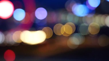 Bulanıklık Hong Kong şehir gecesi; Gece Hong Kong City bokeh görünümü