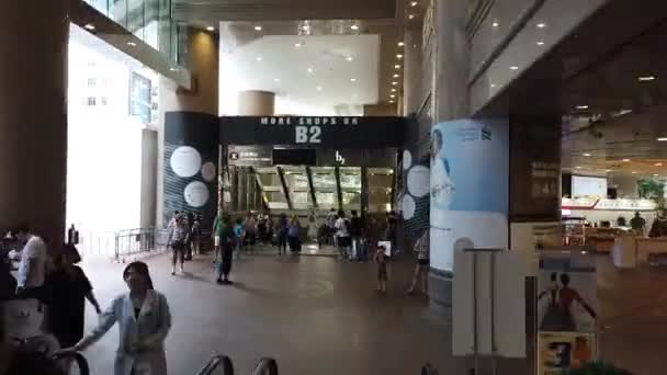 Timelapse / Hyperlapse of People in busy crosswalk, Causeway Bay. — Stock Video