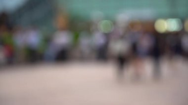 Iş insanların Soyut bokeh arka plan mutlu saat barda buluşuyor; Yavaş Çekim