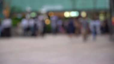 Iş insanların Soyut bokeh arka plan mutlu saat barda buluşuyor; Yavaş Çekim