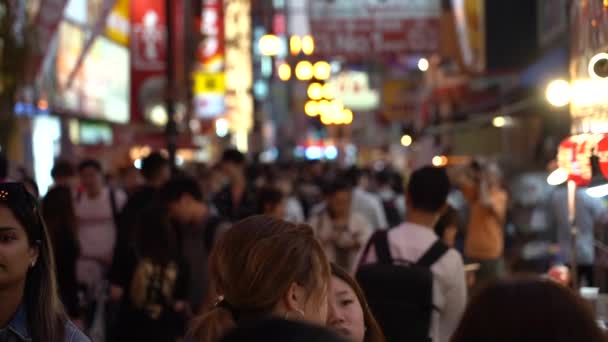 Osaka Japonia Czerwca 2019 Powolny Ruch Turystów Odwiedzających Dotonbori Nocy — Wideo stockowe