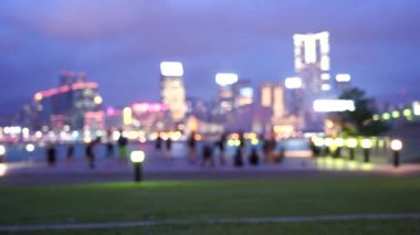 Parkta egzersiz yapan bir grup Sportif insanın Bulanıklık Görünümü