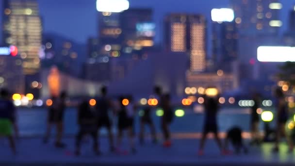 Desenfoque Vista Grupo Gente Deportiva Haciendo Ejercicio Parque — Vídeo de stock