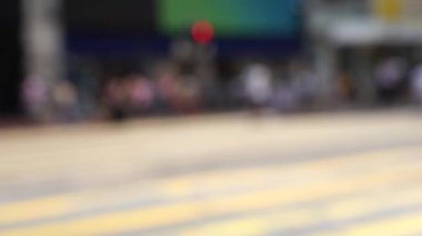 Hong Kong yoğun yaya geçidinde insanların bulanık kalabalık; Yavaş Çekim