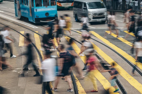 Пешеходный Переход Busy City Гонконг — стоковое фото