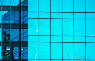 Ticari bina yakın çekim