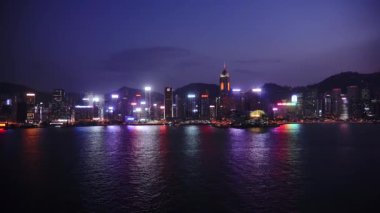 Hong Kong Victoria Limanı Gece Manzarası