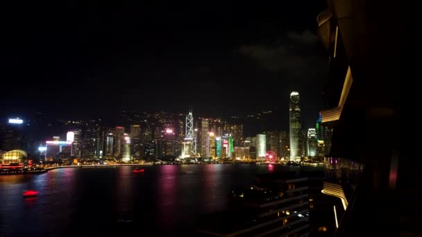 Időeltolódás Hong Kong Victoria Harbour éjjel — Stock videók