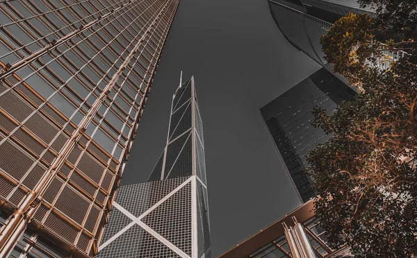 Hong Kong Business Building Gesloten Zwart Gouden Kleur — Stockfoto