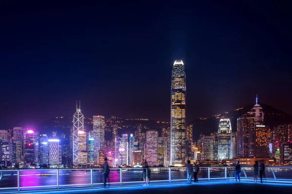 香港维多利亚港的夜空 — 图库照片