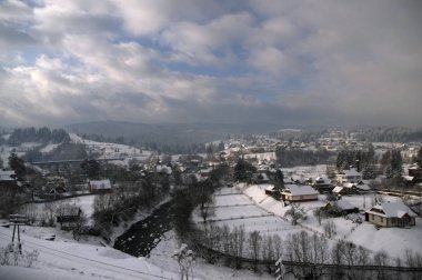 küçük bir kasaba kışın