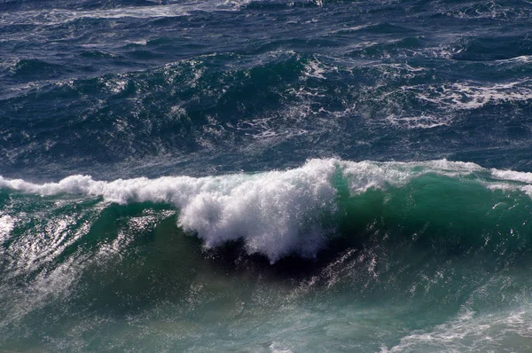 Vlny Oceánu Nádherné Pobřeží Portugalska — Stock fotografie