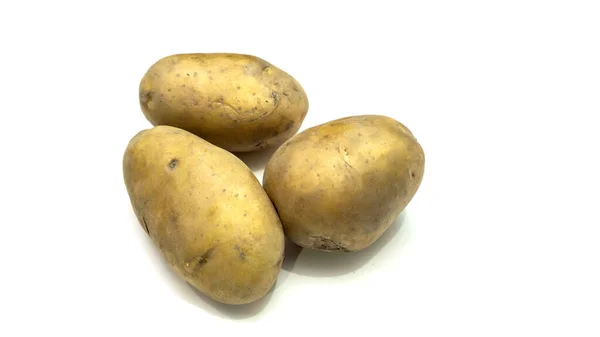 Raw Brun Potatis Isolerad Vit Bakgrund — Stockfoto