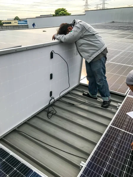 Johor Malaysia June 2020 Solar Panel Technician Engineer Working Installing — Stock Photo, Image