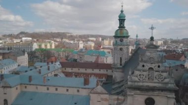 Anteni şehri Lviv, Ukrayna. Avrupa şehir. Şehrin popüler alanları. Kilise