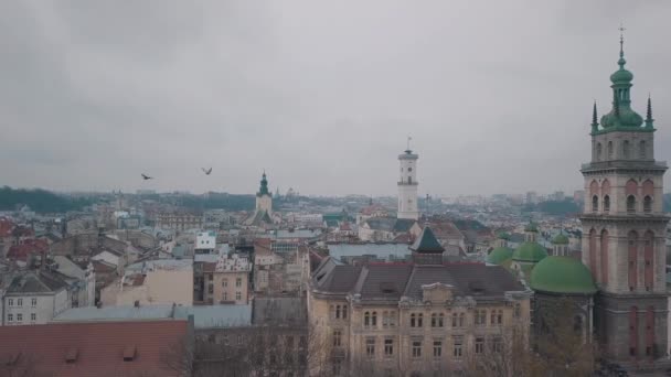 Anteni şehri Lviv, Ukrayna. Avrupa şehir. Şehrin popüler alanlarda — Stok video