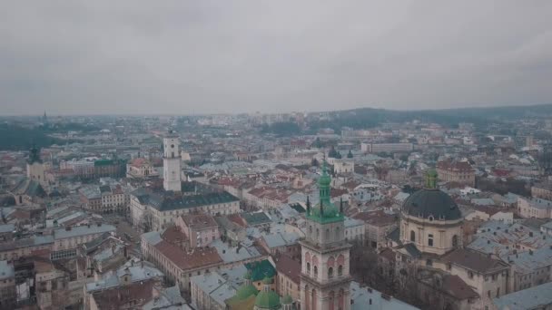 Aerial City Lviv, Ukrayna. Avrupa şehri. Şehrin Popüler Alanları. Dominikçe — Stok video