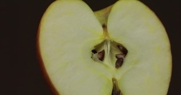 Delicious apple střih pro mačkání čerstvý džus. Apple polovinu