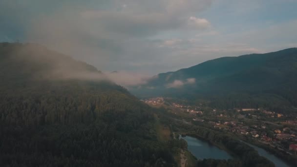 Montajes Niebla Vista Aérea — Vídeo de stock