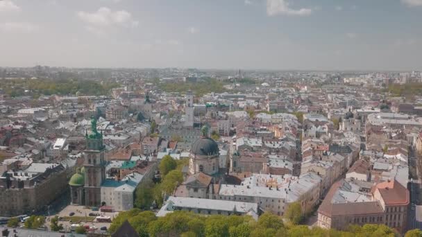 Lvov, Ukraine. Aerial City Lviv, Ukraine. Panorama of the old town. Dominican — Stock Video