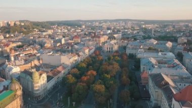Anteni şehri Lviv, Ukrayna. Avrupa şehir. Şehrin popüler alanları. Lviv Opera