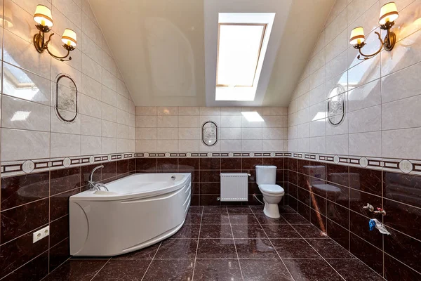 Ванная Комната Красивым Интерьером — стоковое фото