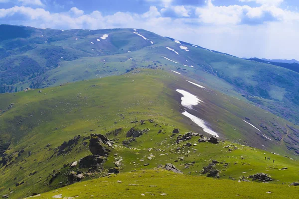 Vacker Utsikt Över Ladscap Frodig Grön Dal Chanshal Pass — Stockfoto