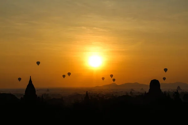 Sunrise i Myanmar — Stockfoto