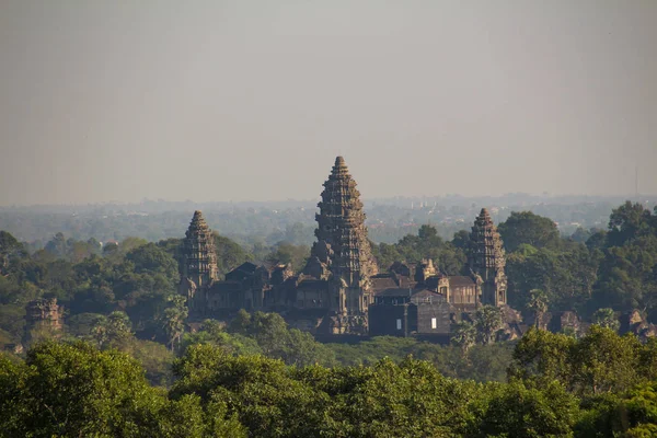 Das berühmte angkor wat in Kambodscha — Stockfoto