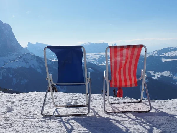 kar güneşli bir yerde dinlenmek 