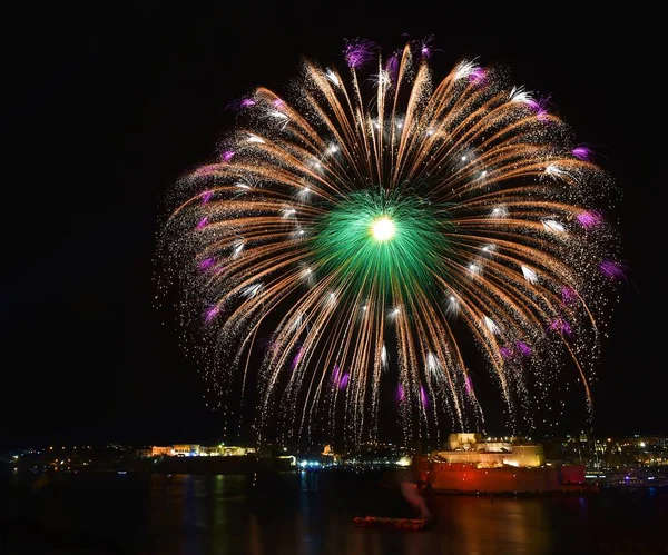 Colorful Amazing Fireworks Valletta Malta House Lights Background Explode Dark — Stock Photo, Image