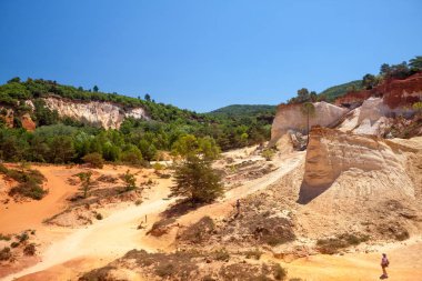 Bois de la Plate, Rustrel, Fransa, Provencal Colorado 