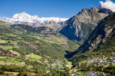 Mont Blanc Valpelline, Valle D 'Aosta, İtalya' dan görüldü 
