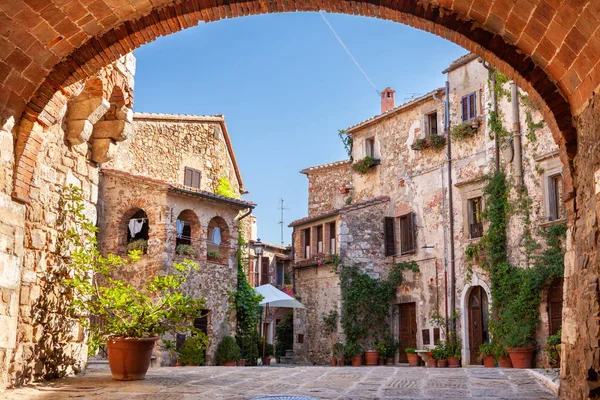 Manciano Nun Dar Sokakları Toskana Talya Nın Antik Güzel Köyü Stok Resim