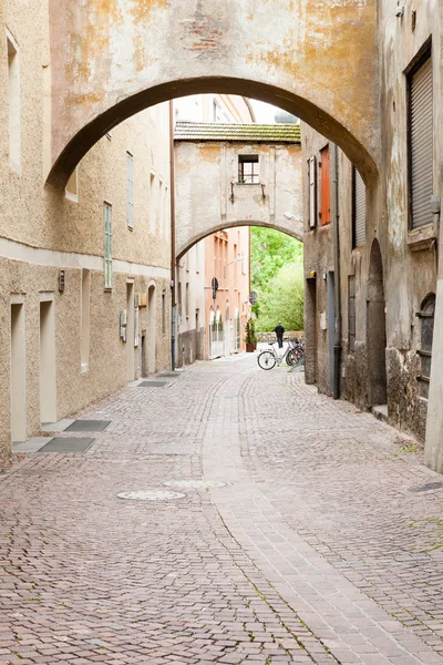 View Narrow Street Traditional Houses Italy — Stock Photo, Image