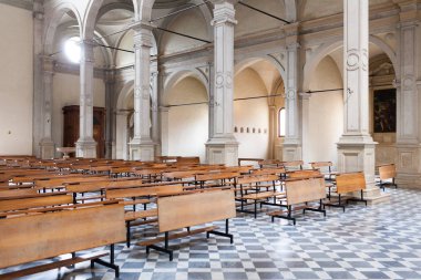 Güzel kilise iç ayrıntıları