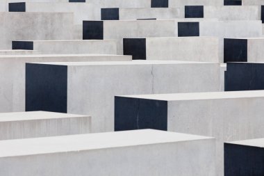 Berlin 'deki Yahudi Soykırımının anısına anıt manzarası