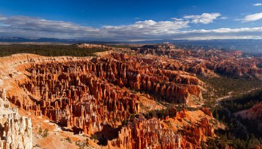 Bryce Canyon doğal görünümünü