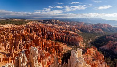 Bryce Canyon doğal görünümünü