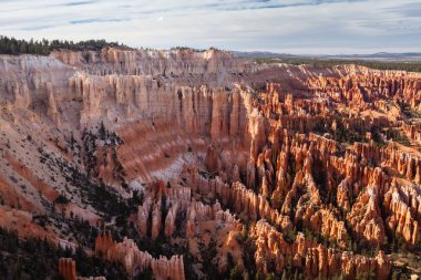 Bryce Canyon doğal görünümünü