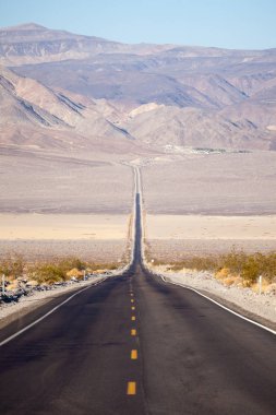 Ölüm Vadisi Caddesi