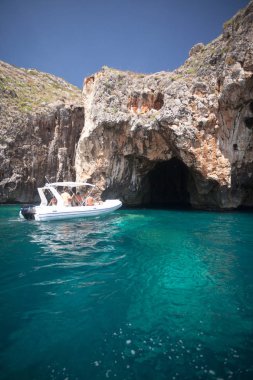 Santa Maria di Leuca Mağaraları, İtalya