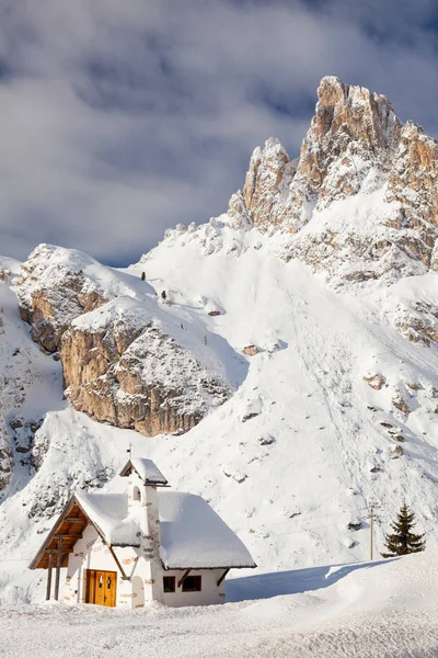 Falzarego Kyrka Pass Stria Italien — Stockfoto