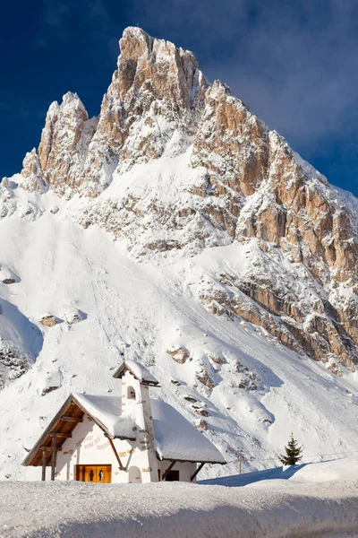 Church Falzarego Pass Stria 意大利 — 图库照片