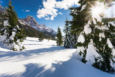 San Martino di Castrozza 'dan Dolomitler