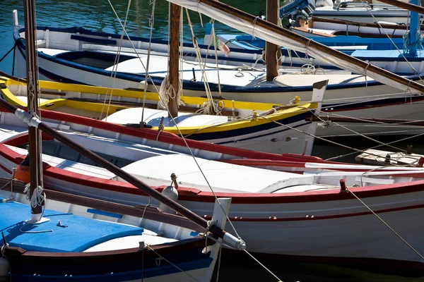 Amarre Barcos Colores Puerto — Foto de Stock