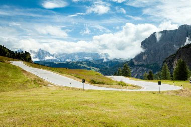 dağların doğal görünümü, seçici odak
