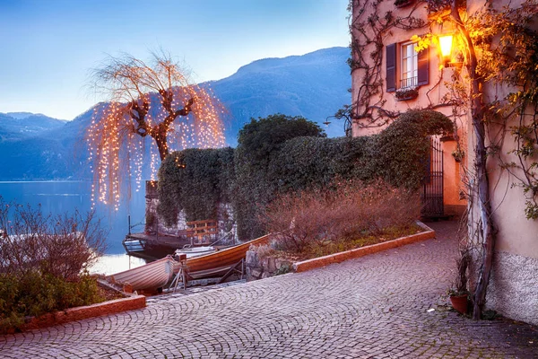 Mandello del Lario, Como Gölü, İtalya